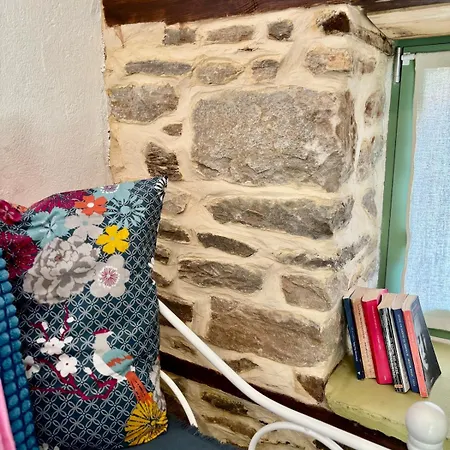 וילה Atelies Stone House