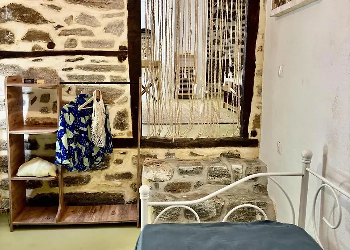 Villa Atelies Stone House *